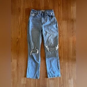 Abercrombie Curve Love 90s Straight Ultra High Rise Jeans
